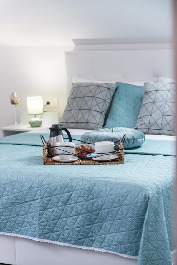 Deluxe Cosmopolit Apartment 챠브타트 외부 사진