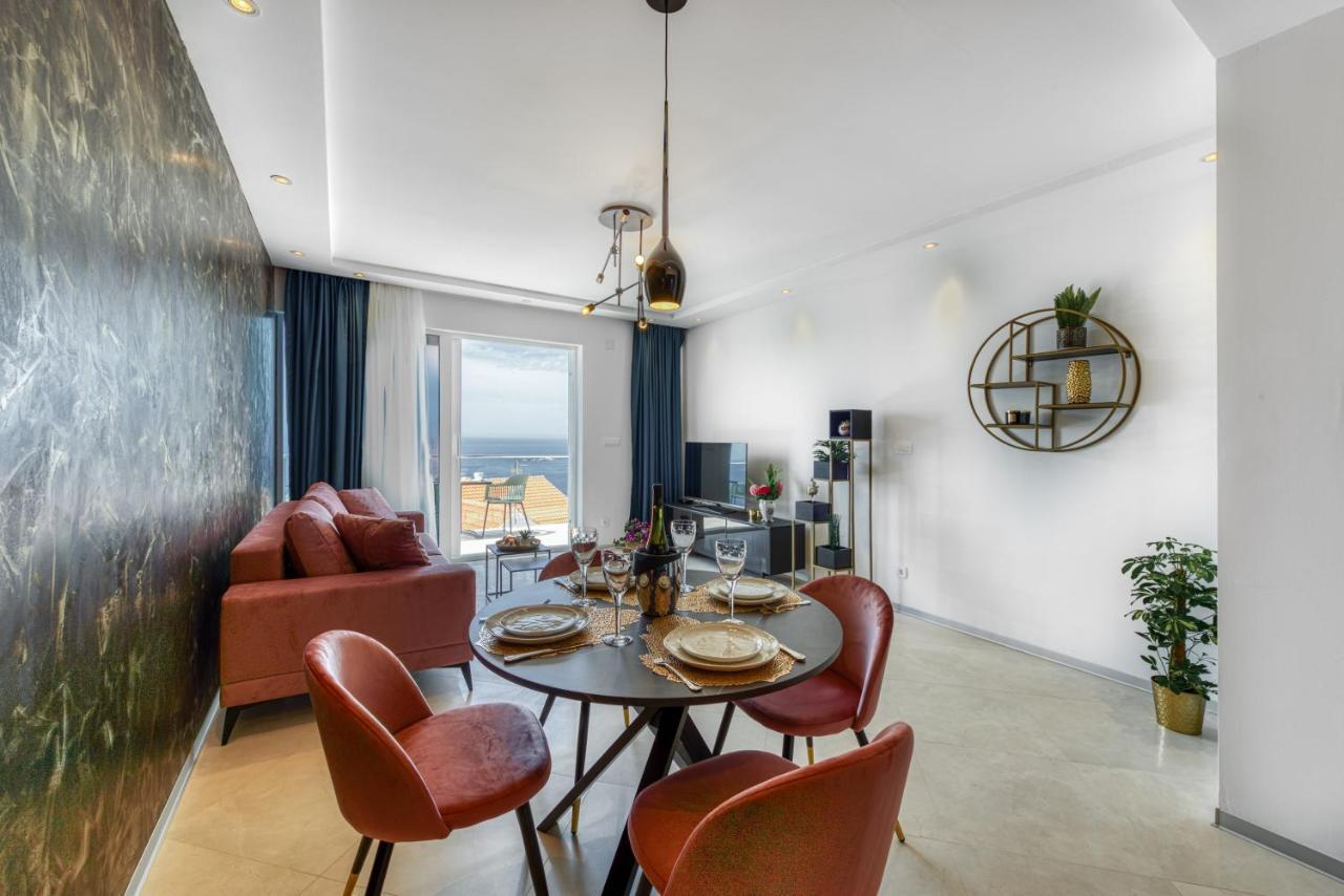 Deluxe Cosmopolit Apartment 챠브타트 외부 사진